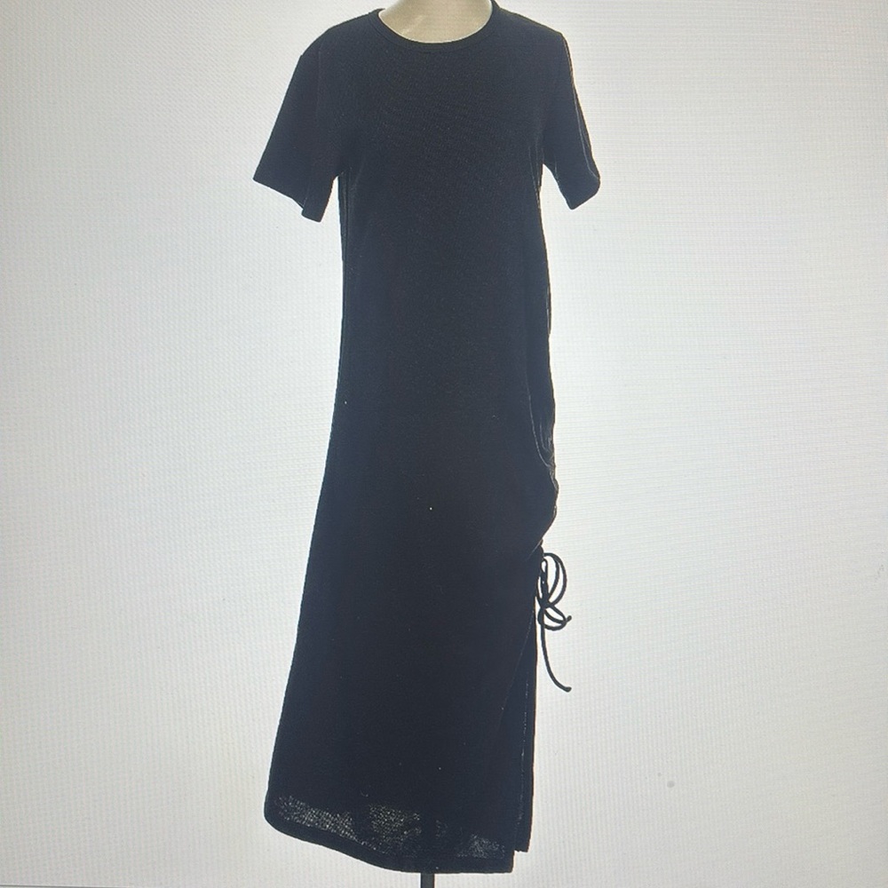 NWT Line and Dot Casual Dress.  Size Smalll